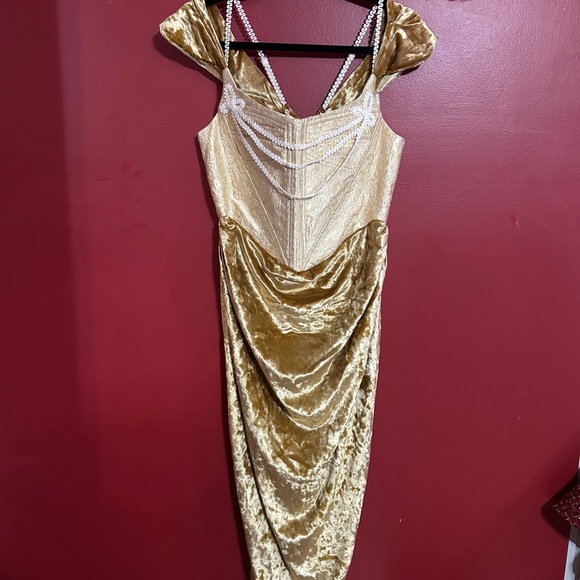 Lacemade Medusa Elegant Gold Velvet Dress Size XL - Picture 2 of 11